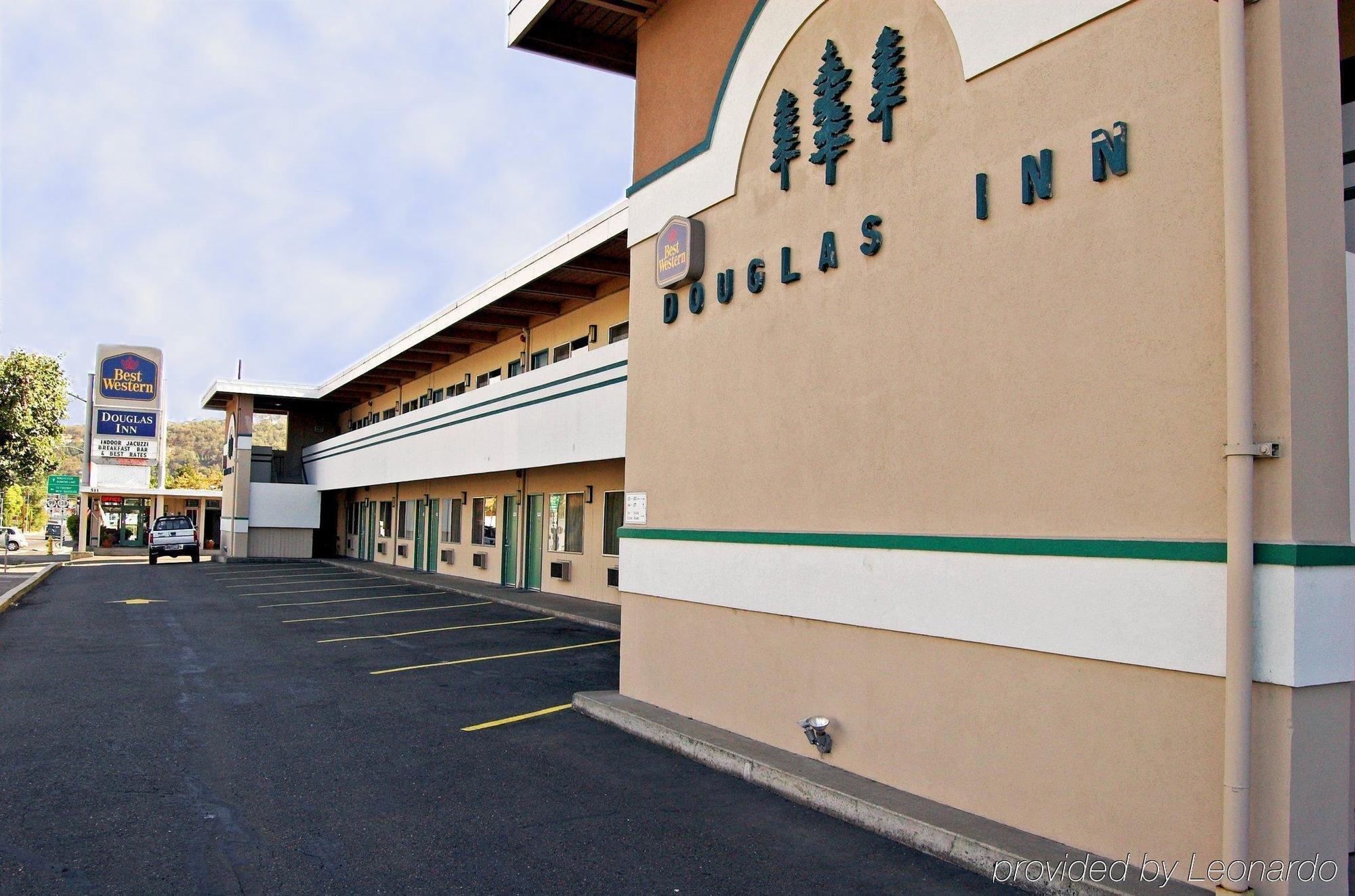 Rodeway Inn & Suites Roseburg Exterior foto